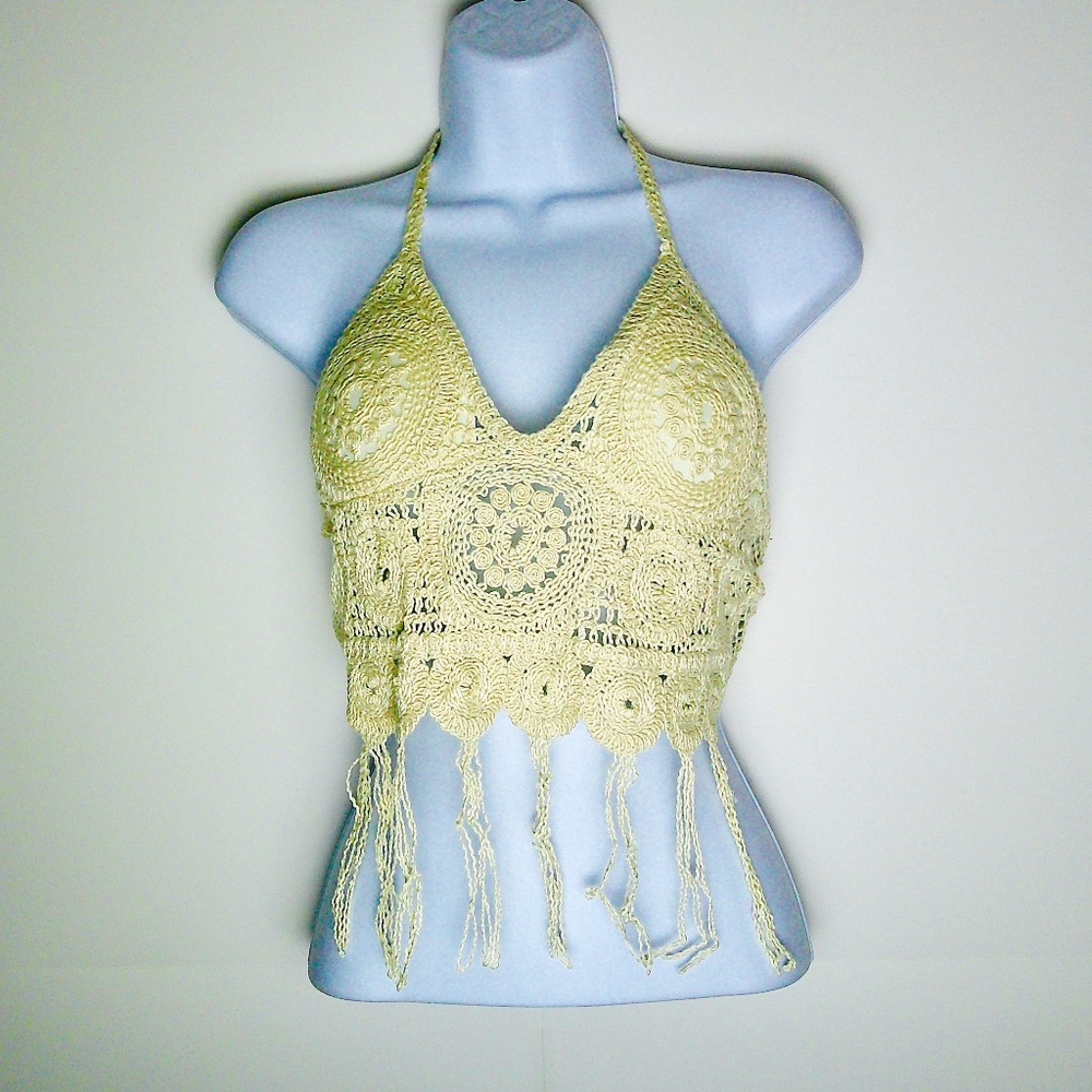 SHEIN'S WOMEN'S MEDIUM CREAM CROCHET HALTER TOP
